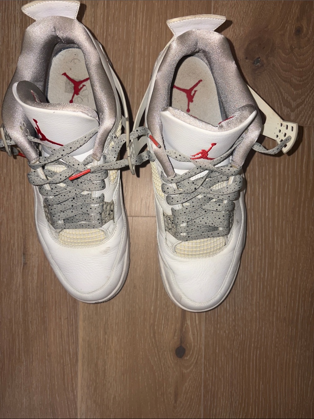 Air Jordan IV • Jordan 4 • Men’s White Oreo Size 12